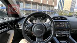 جاگوار F-Pace